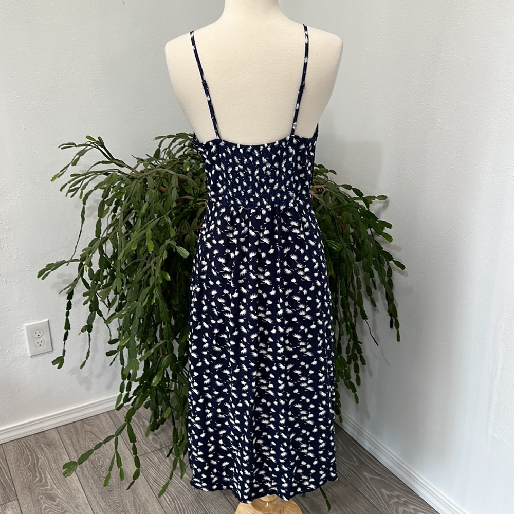 Old Navy Dress - Picture 4 of 9